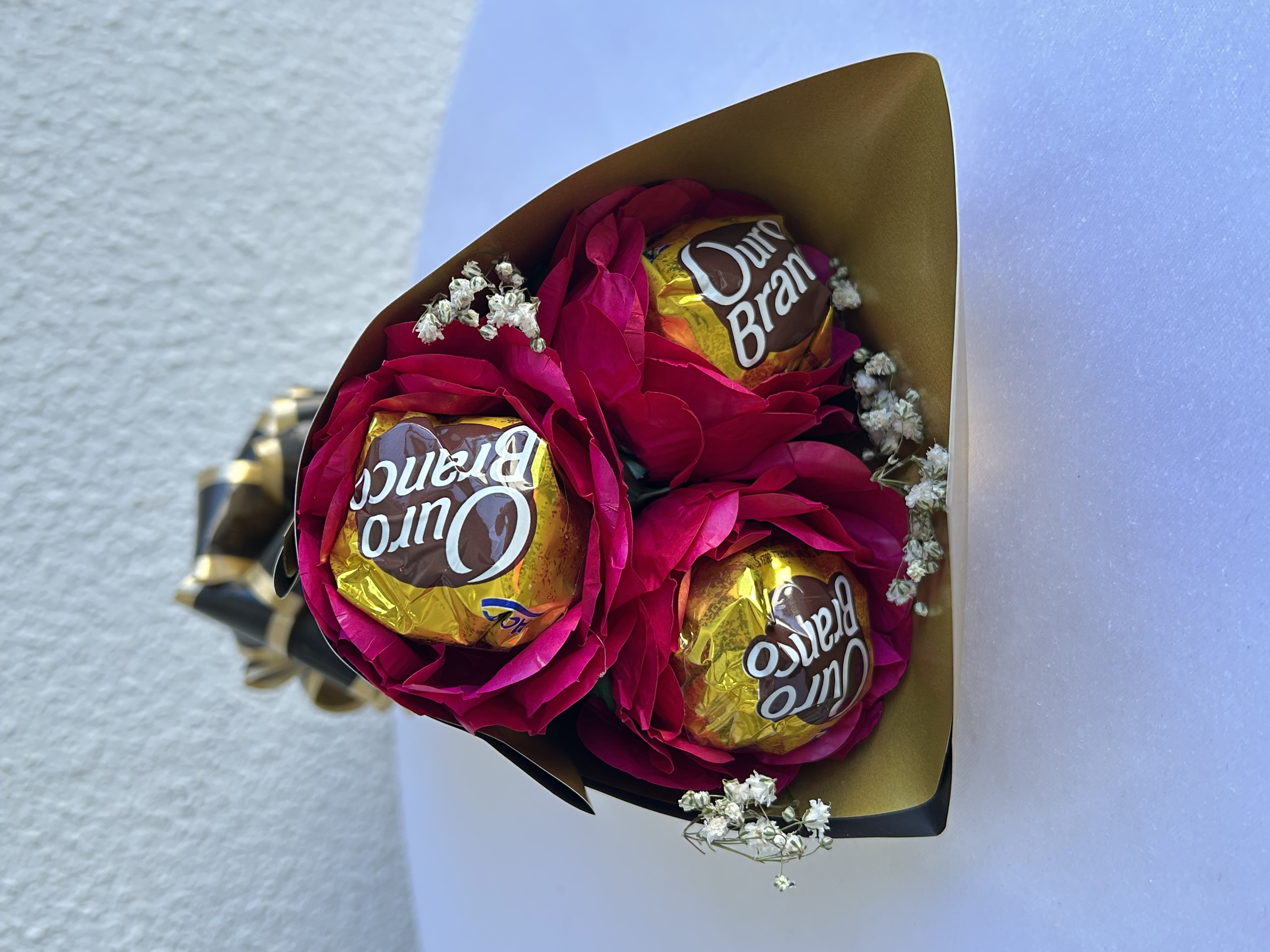 Buque 3 flores sonho de valsa e ouro branco