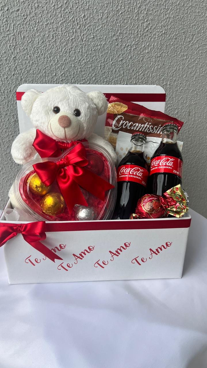 Cesta Romântica “Te Amo”