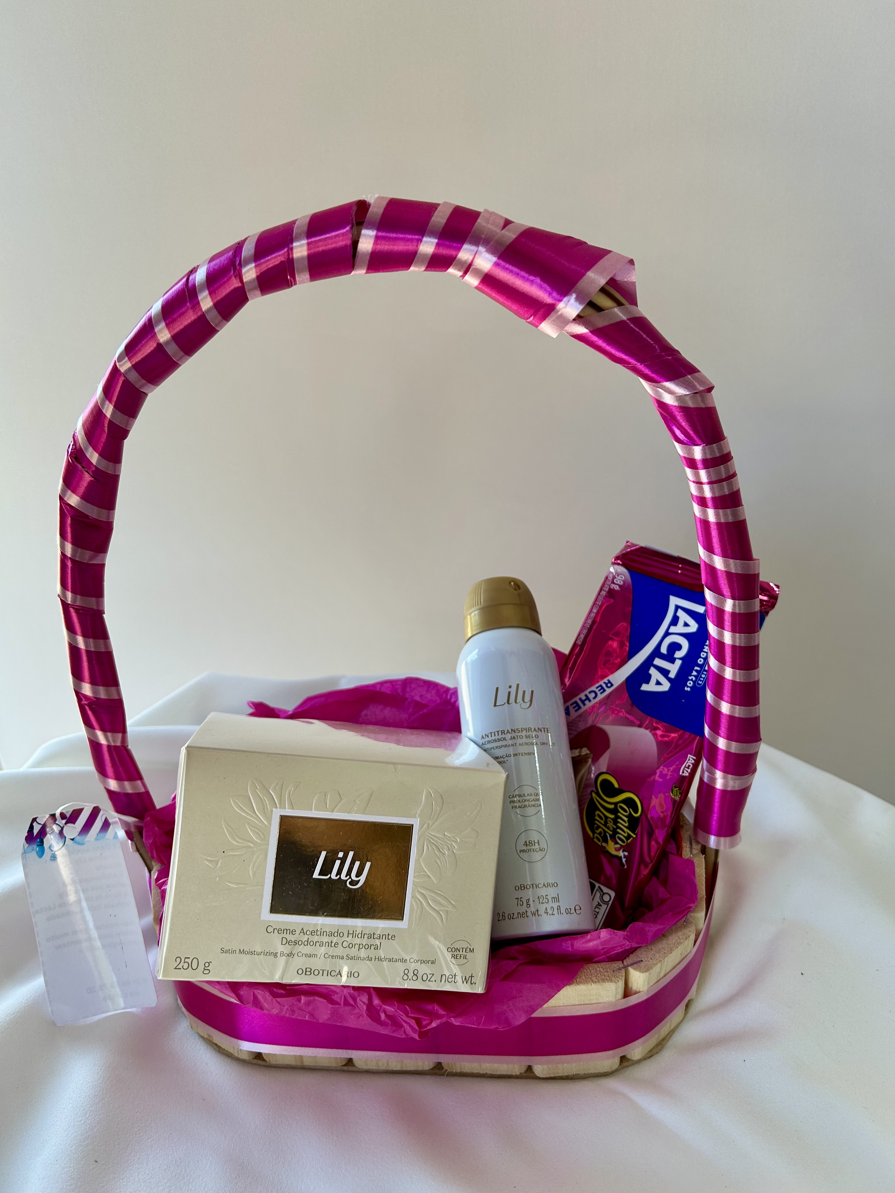 Cestinha presente Lily